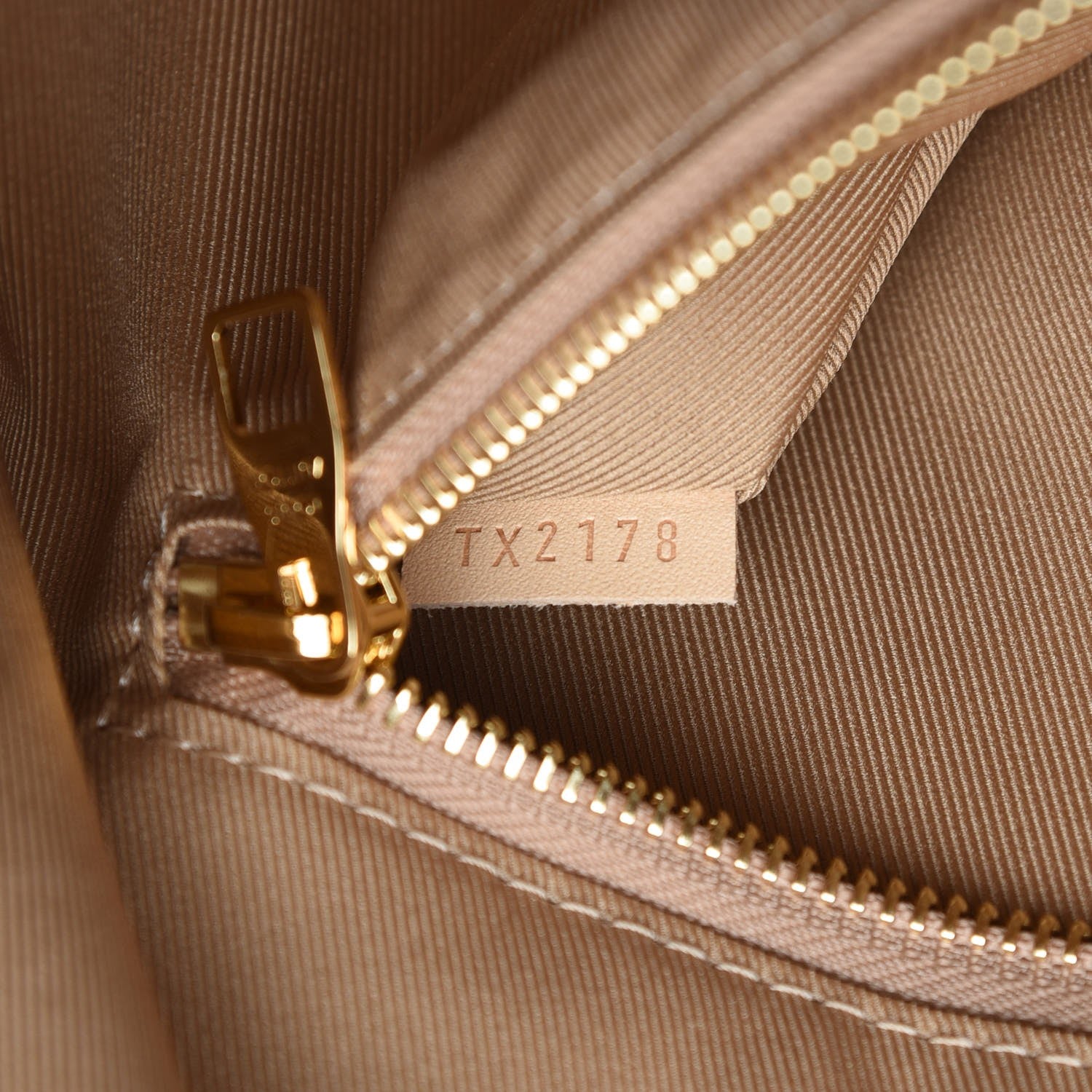 Louis Vuitton Monogram Graceful MM 8 of 9