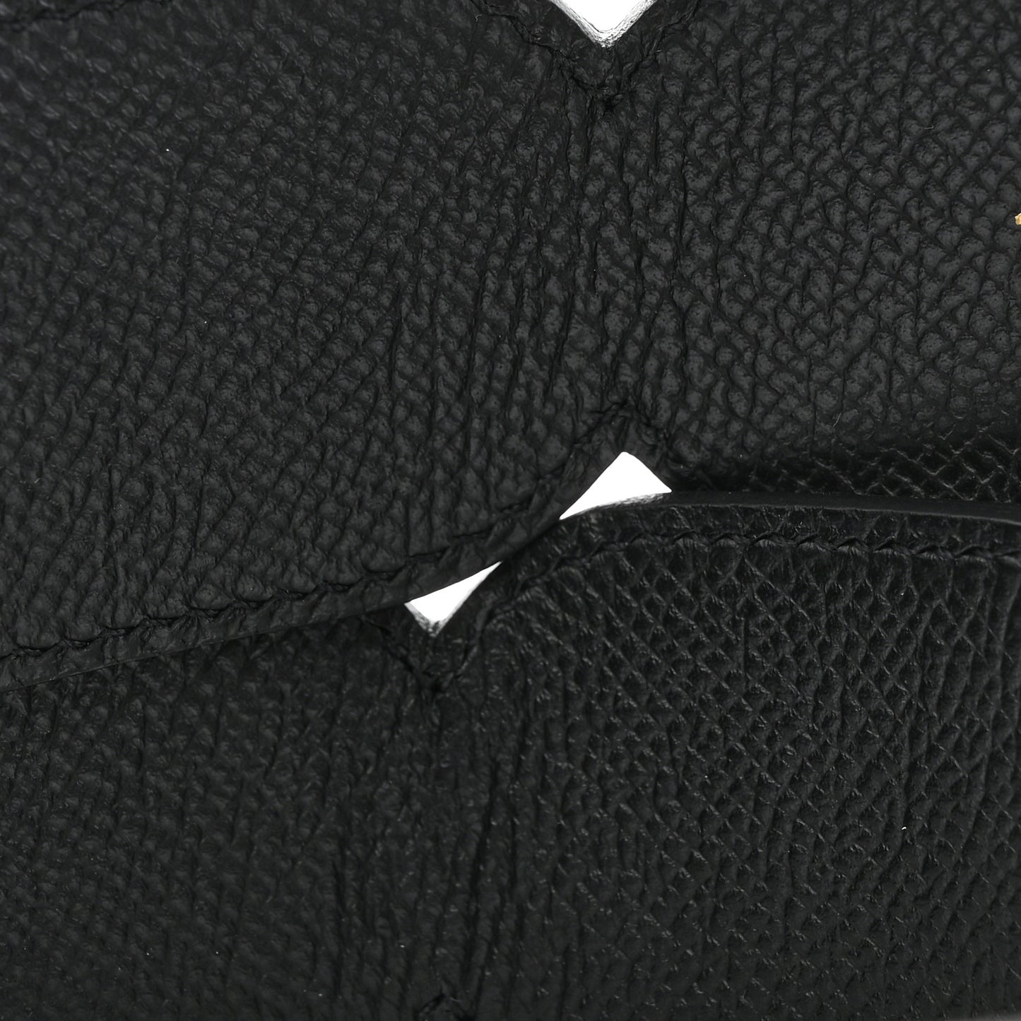Epsom Maillons Shoulder Strap Black Gold