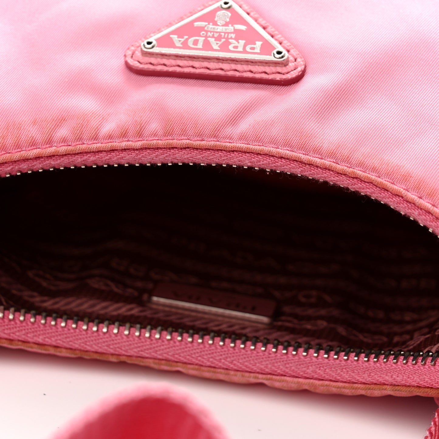 Nylon Re-Edition 2005 Shoulder Bag Begonia