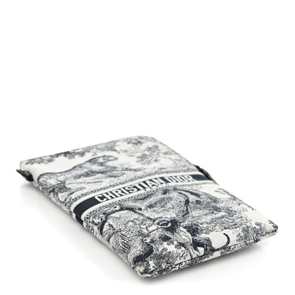 Christian Dior Technical Fabric Embroidered Toile De Jouy DiorTravel Multifunction Pouch Blue 5 of 12