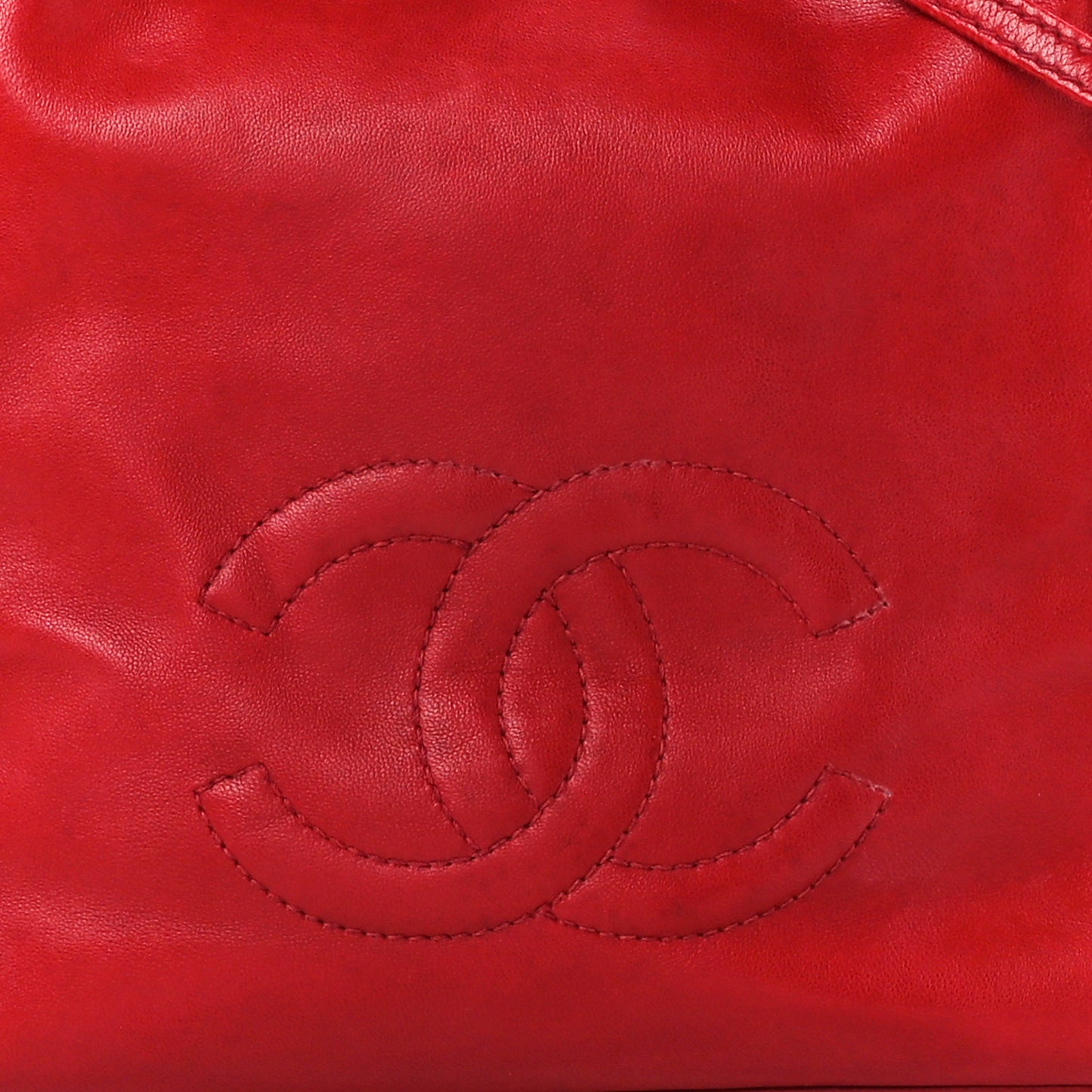 Lambskin CC Drawstring Bucket Bag Red