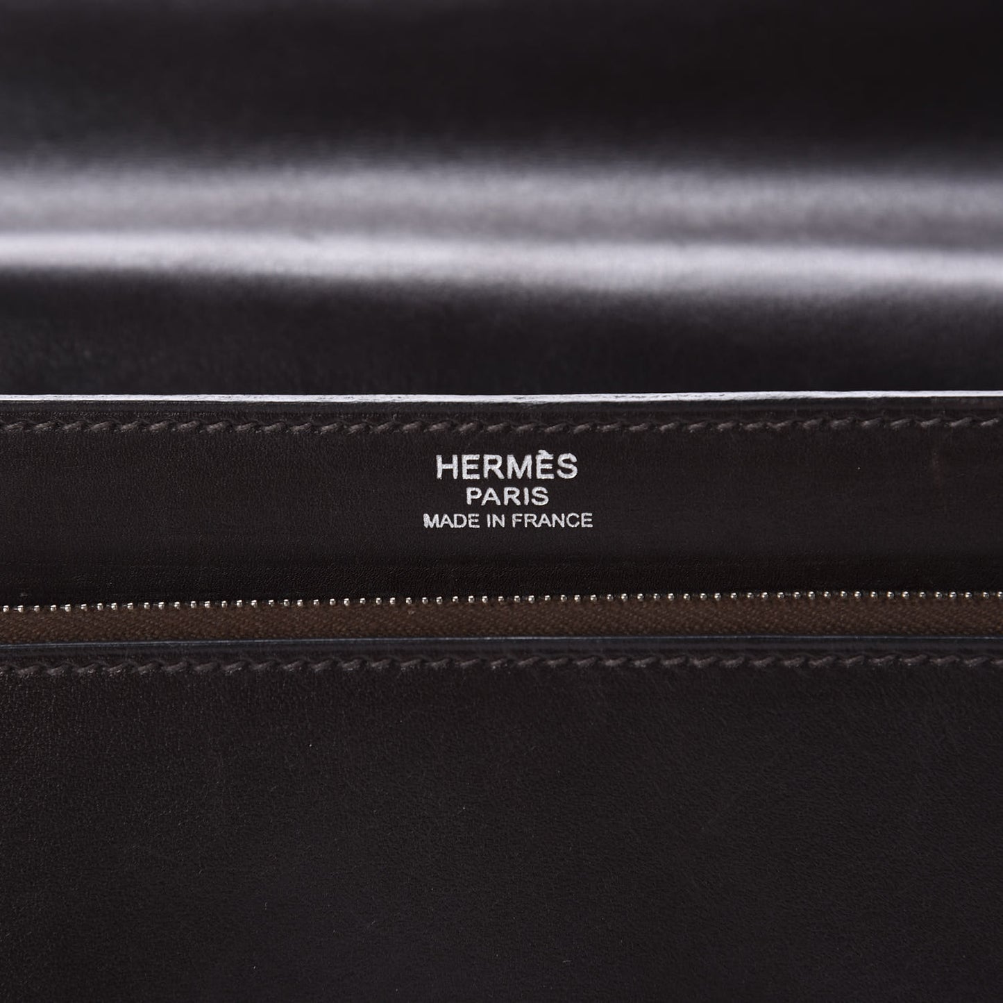 Box Jet Pochette Clutch Chocolate