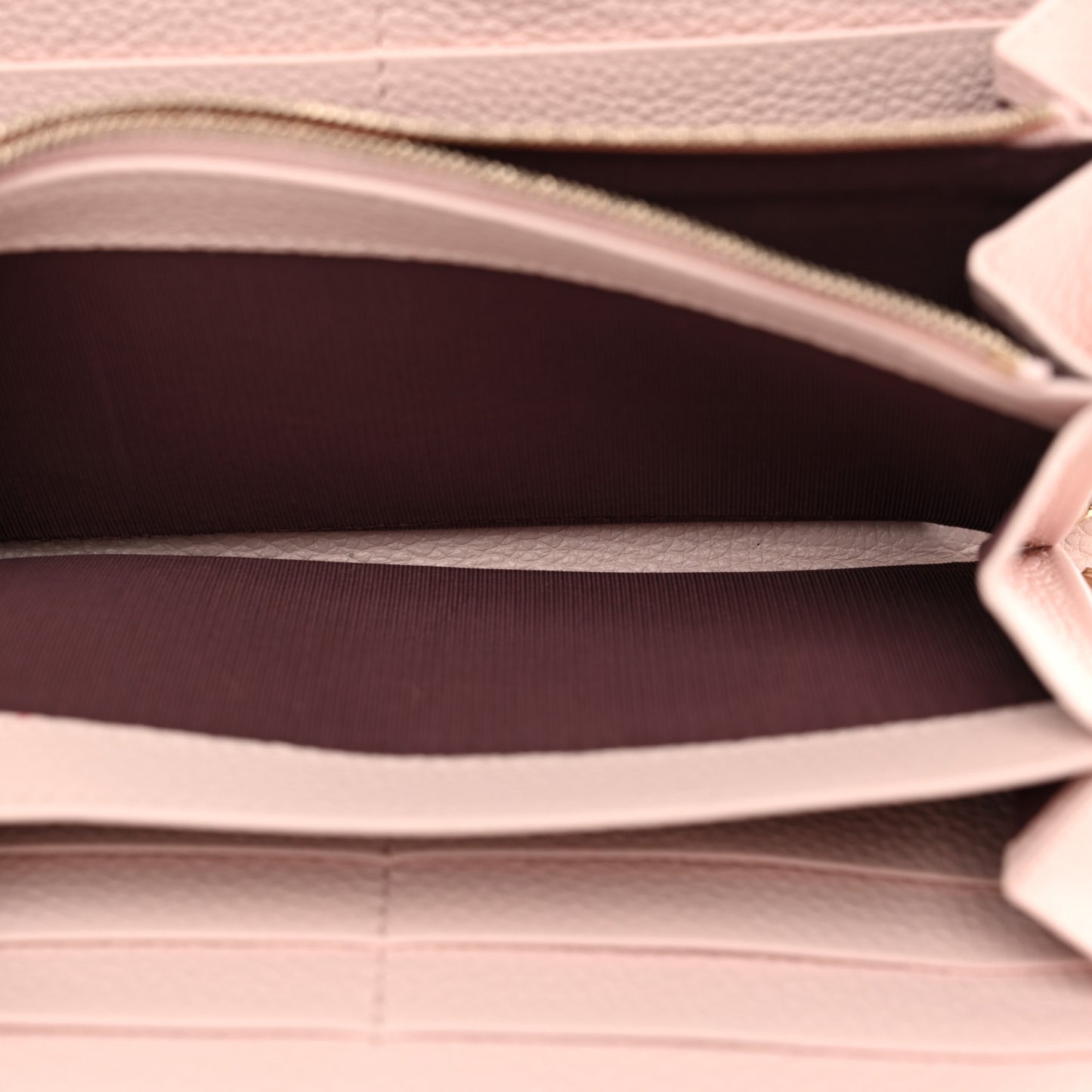 Dollar Calfskin GG Supreme Monogram GG Marmont Zip Around Wallet Porcelain Rose Beige Ebony
