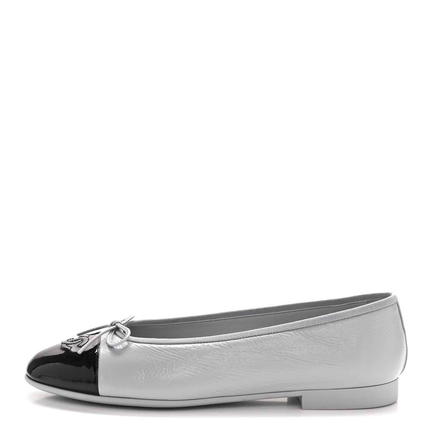 Shiny Crumpled Calfskin Patent CC Cap Toe Ballerina Flats 41 Grey Black