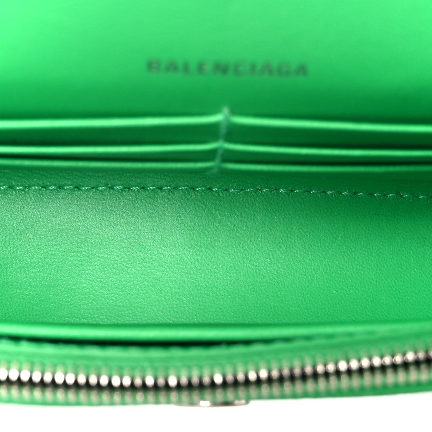 Shiny Calfskin Crocodile Embossed Hourglass Chain Bag Vivid Green