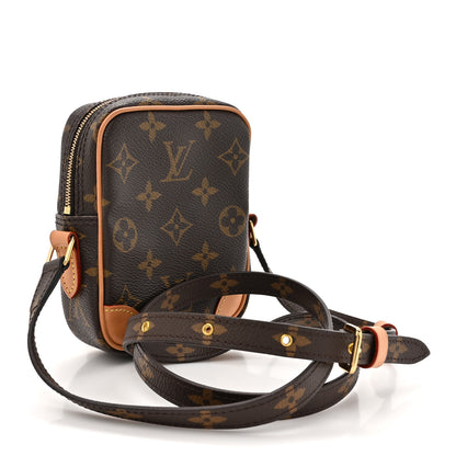 Louis Vuitton Monogram Game On Small Paname 3 of 11
