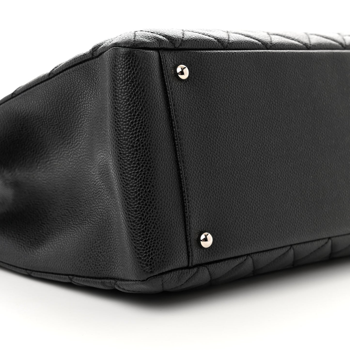 Caviar Quilted XL Grand Shopping Tote GST Black