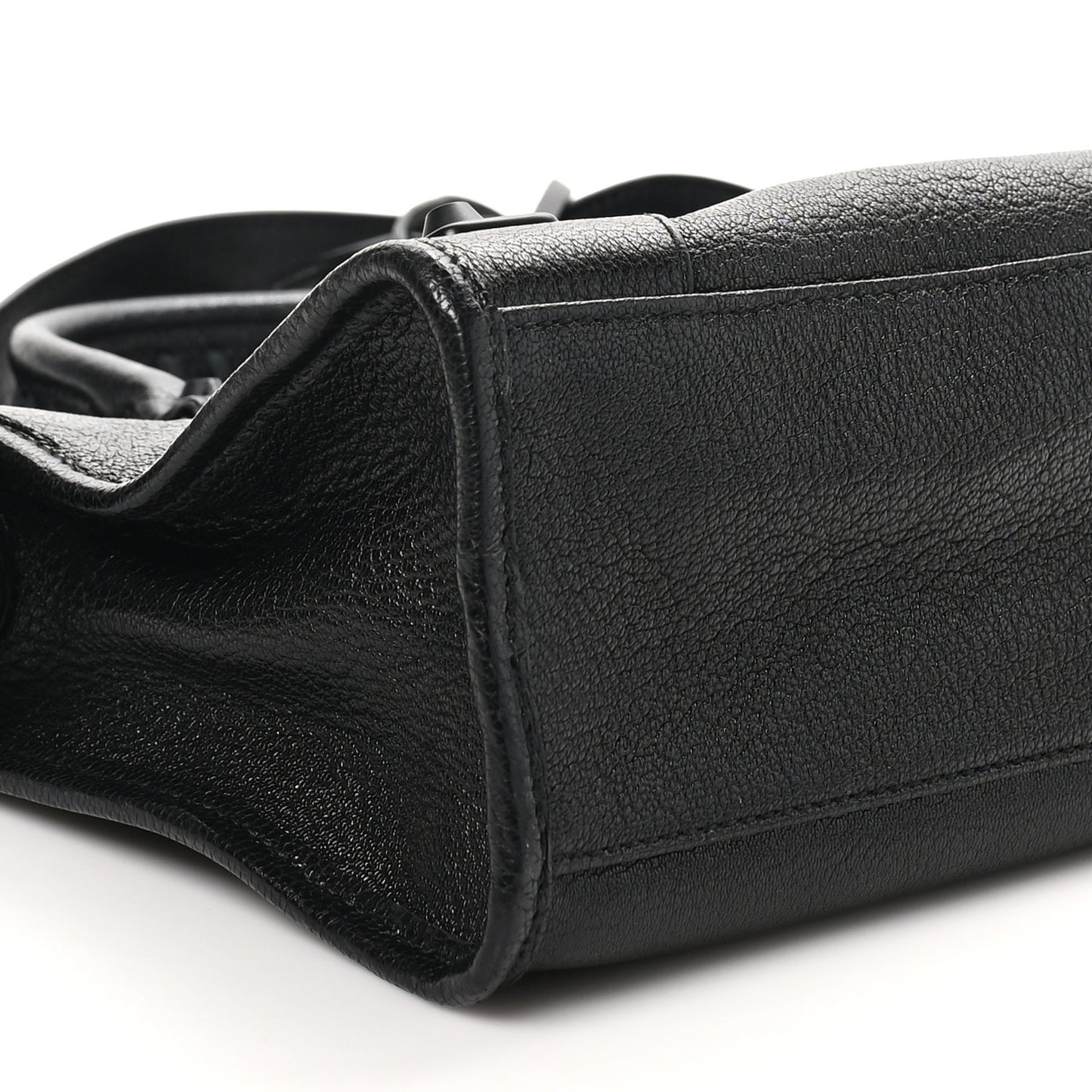 Chevre Black Metallic Edge Hardware S City Black