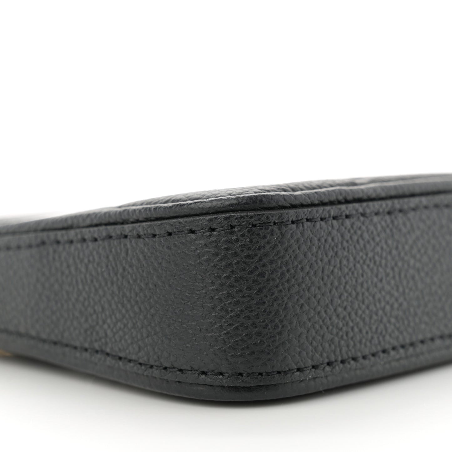 Empreinte Easy Pouch On Strap Black