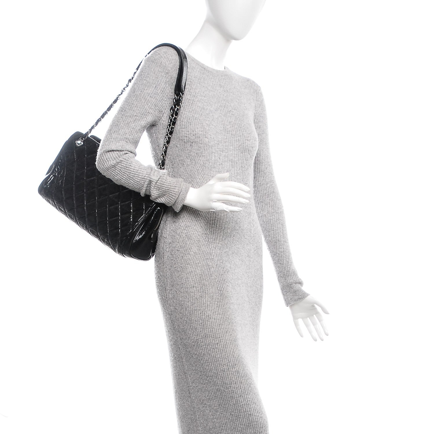 Chanel Patent Quilted Tote Black 2 of 7