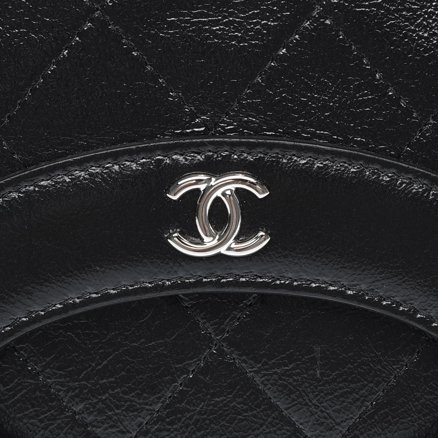 Chanel Shiny Crumpled Calfskin Large 31 Pouch Black 8 of 8