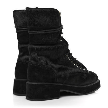 Chanel Suede Pony Hair Shearling Lace Up Combat Boots 38.5 Black White 4 of 6