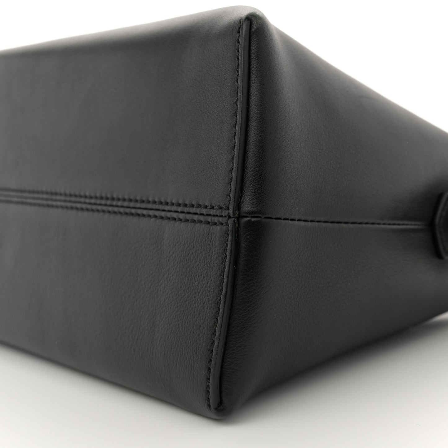 Vitello Dolce Marmol Medium By The Way Boston Bag Black