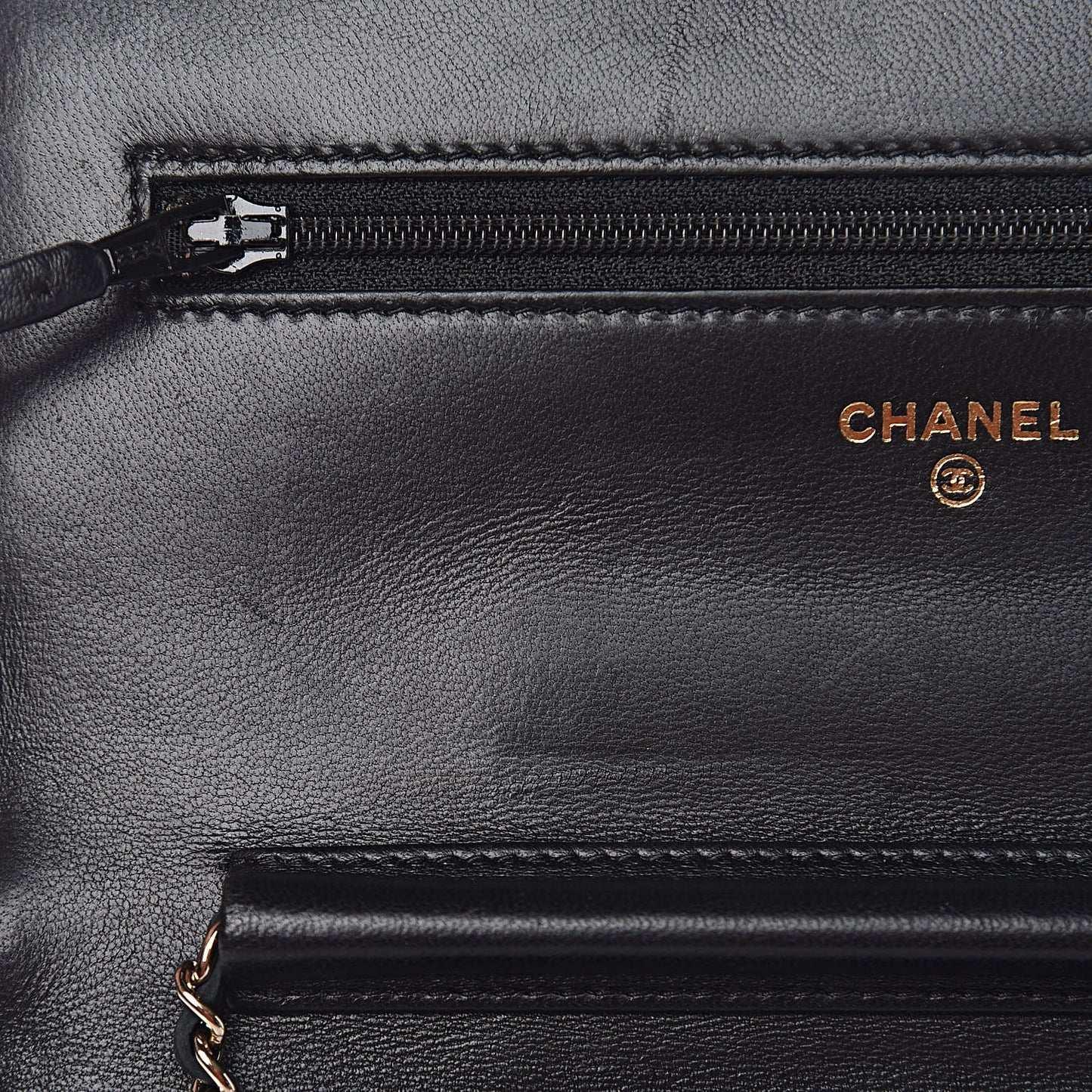 Lambskin Quilted Golden Class Wallet on Chain WOC Black