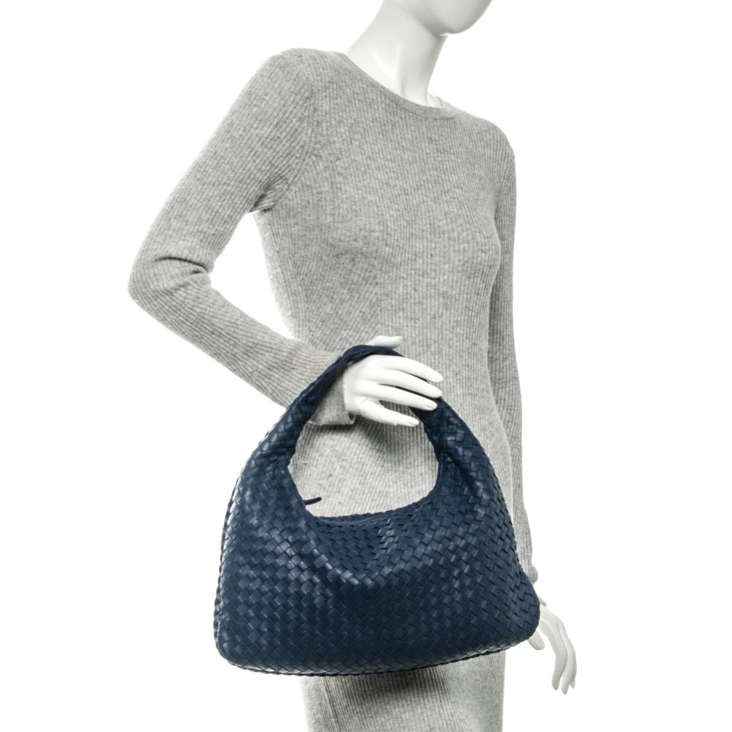 Nappa Intrecciato Medium Veneta Hobo Indigo