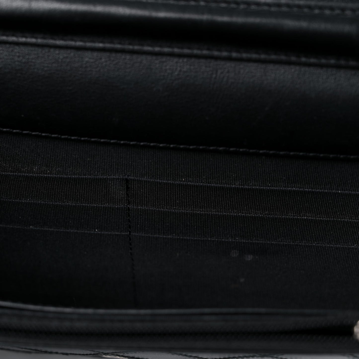 Lambskin Diamond Stitched Wallet On Chain WOC Black