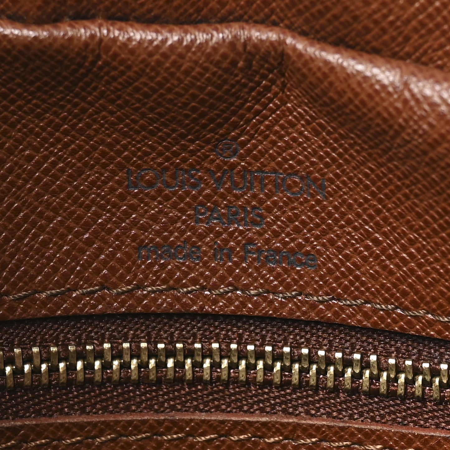 Monogram Nil 28