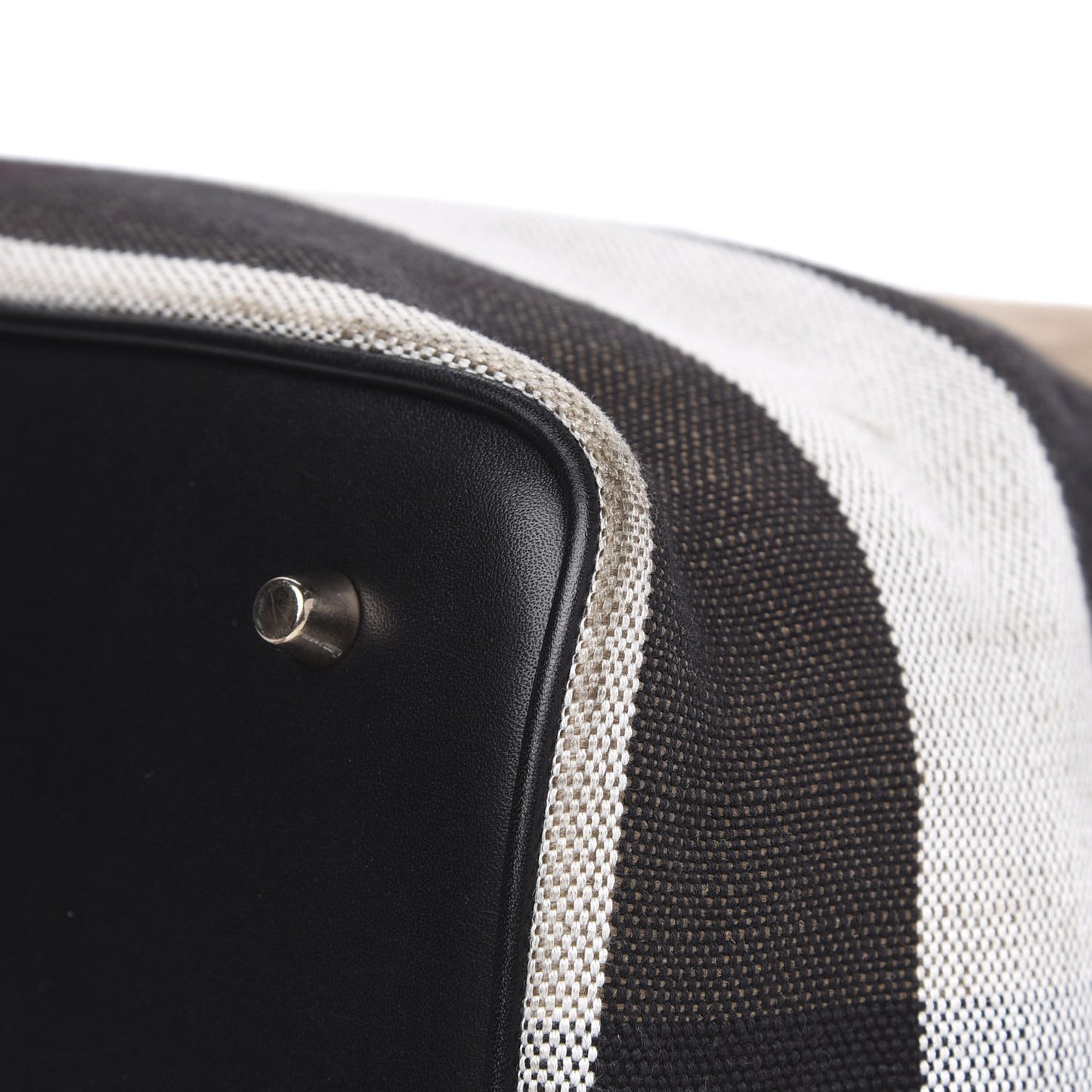 Canvas Mega Check Medium Ashby Hobo Black