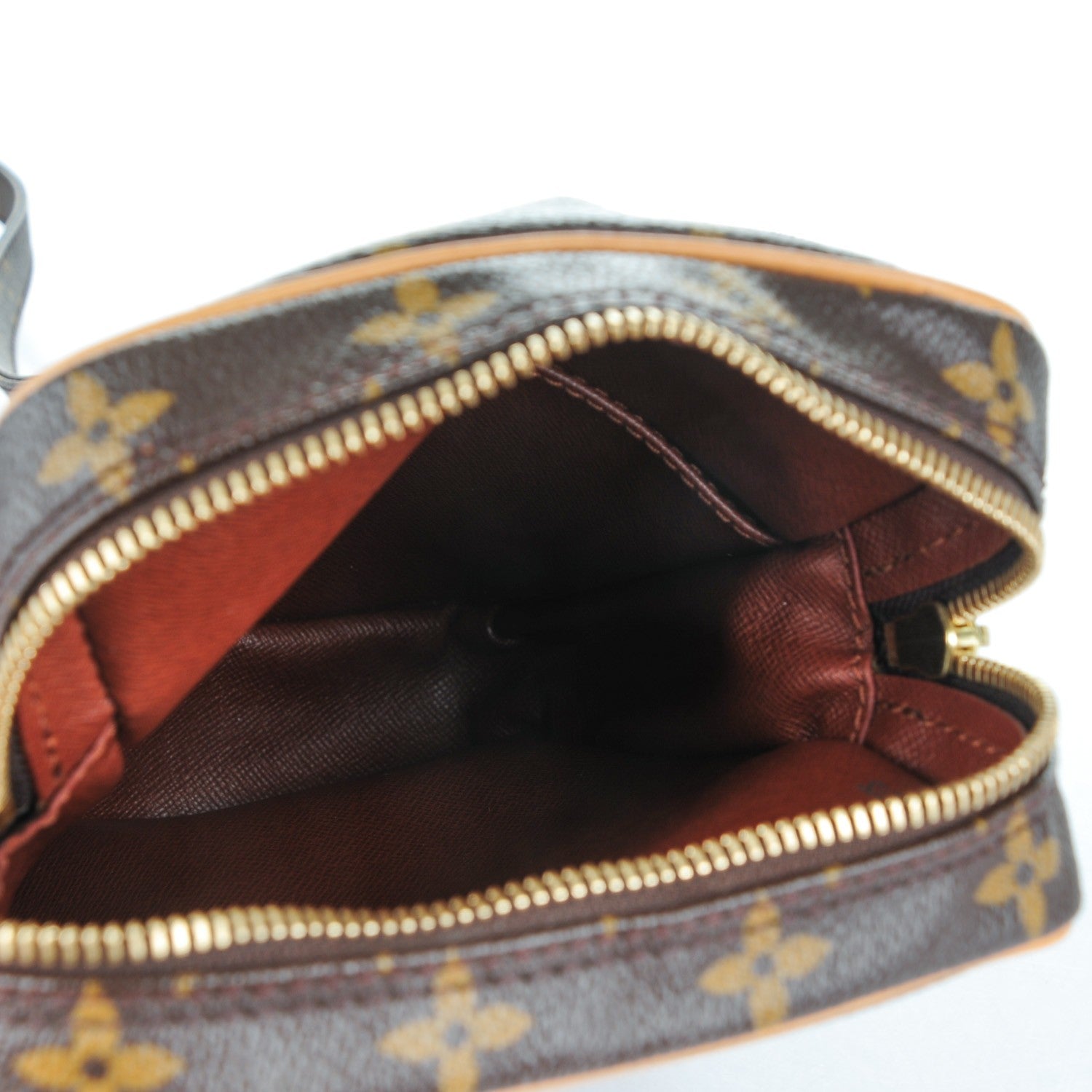 Louis Vuitton Monogram Danube 21 5 of 7