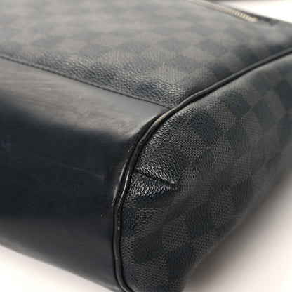 Louis Vuitton Damier Graphite Skyline Messenger PM 11 of 12
