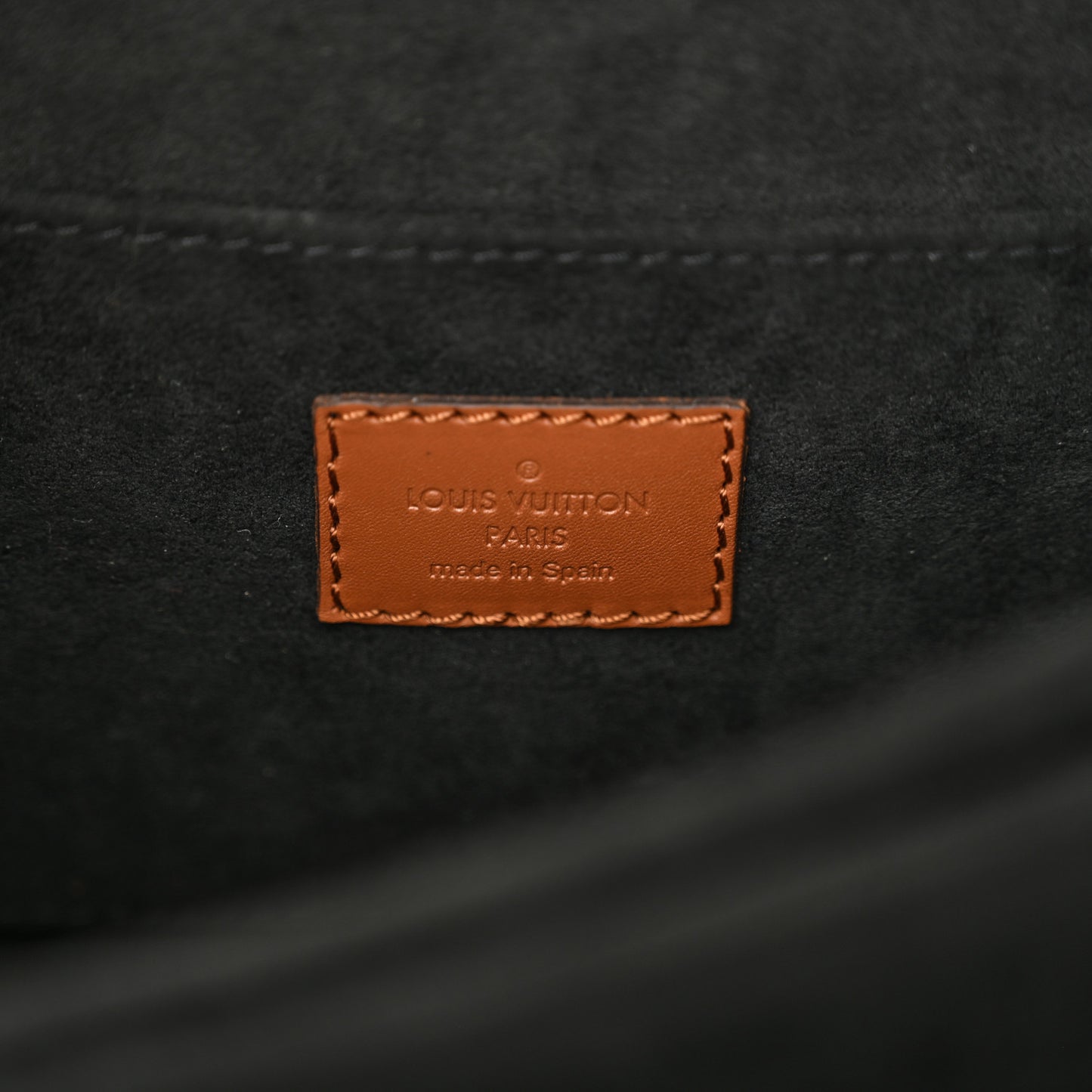 Reverse Monogram Dauphine MM