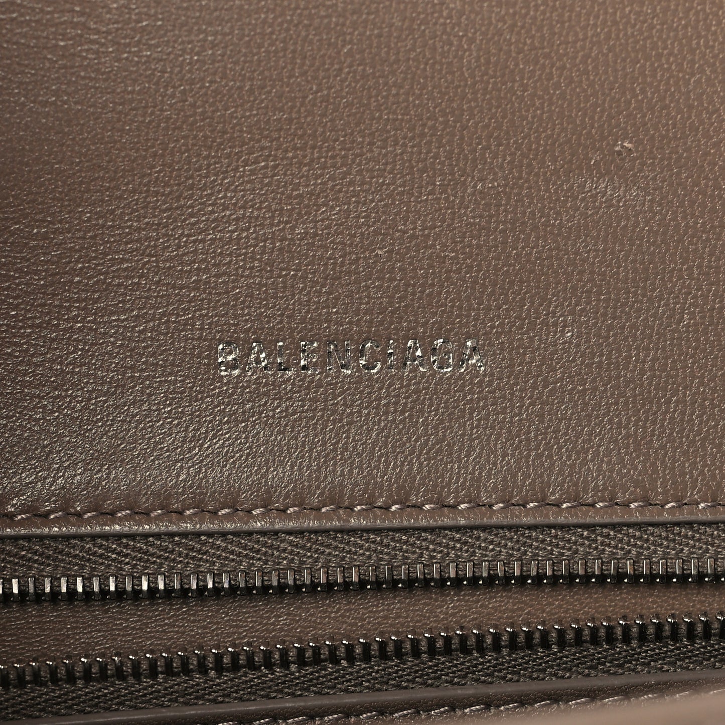 Shiny Calfskin Crocodile Embossed Small Hourglass Top Handle Bag Mink Grey