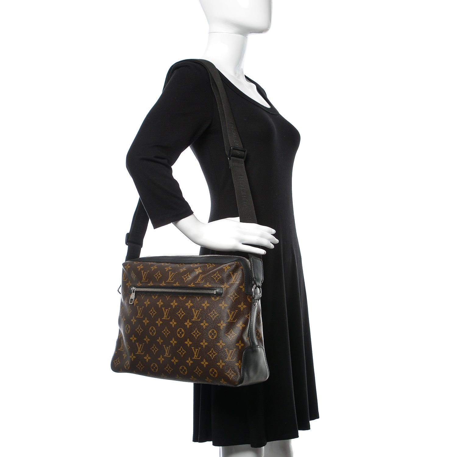 Louis Vuitton Monogram Macassar Torres Messenger 2 of 5