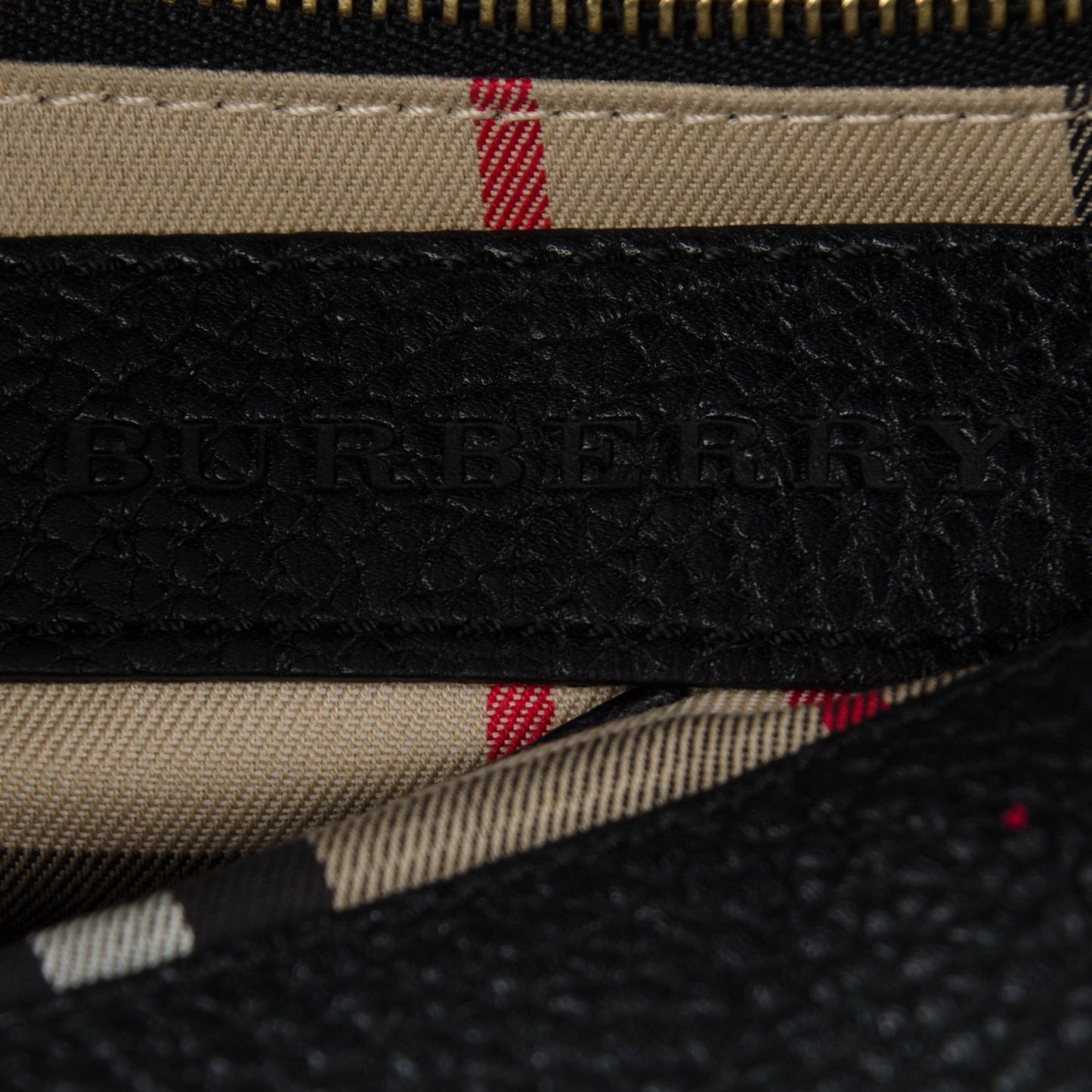 London Grainy Calfskin Small Leah Black