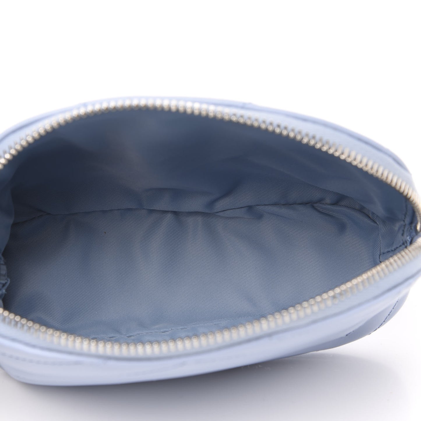 Calfskin Matelasse GG Marmont Pouch Cosmetic Case Porcelain Light Blue