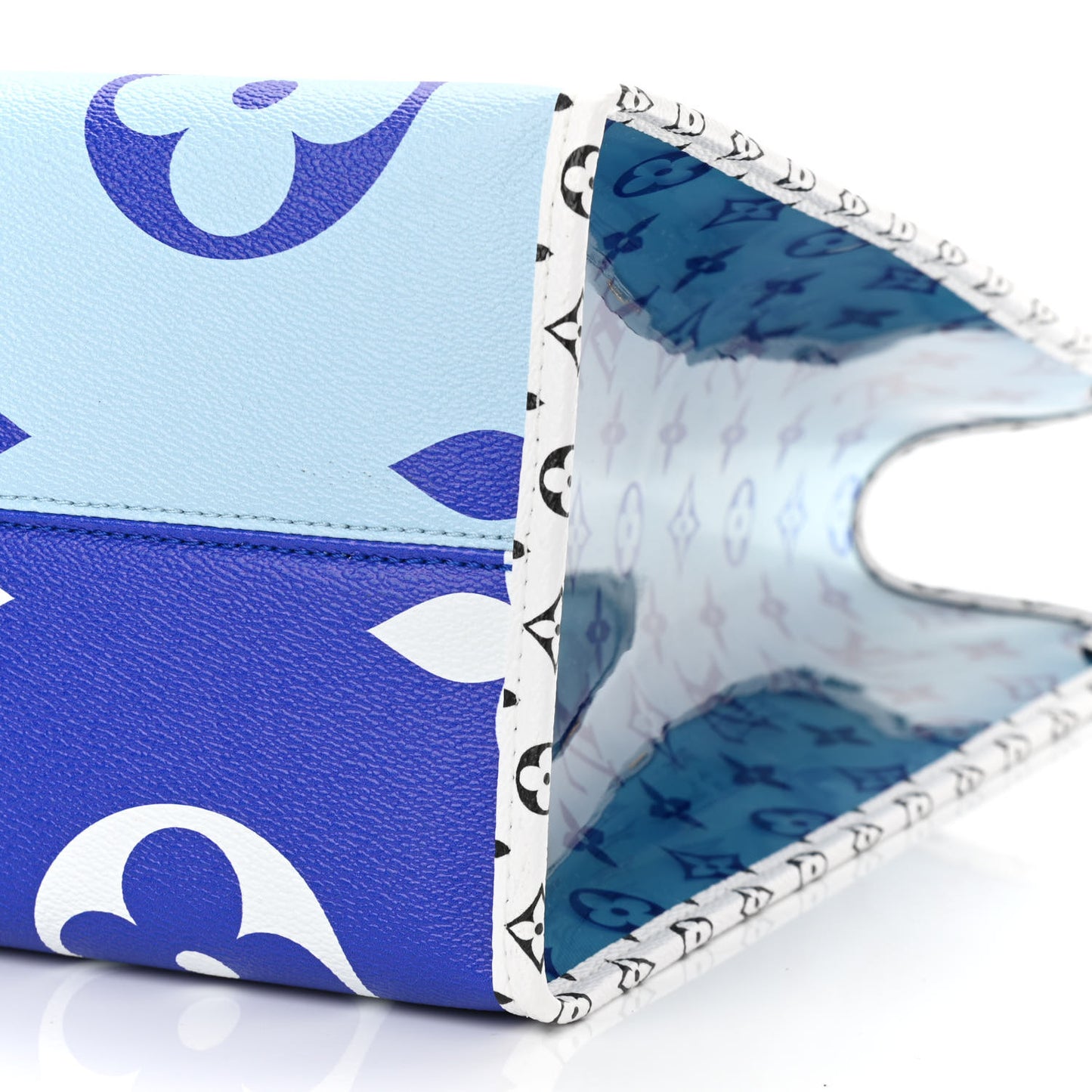 Monogram Giant Hawaii Onthego Blue