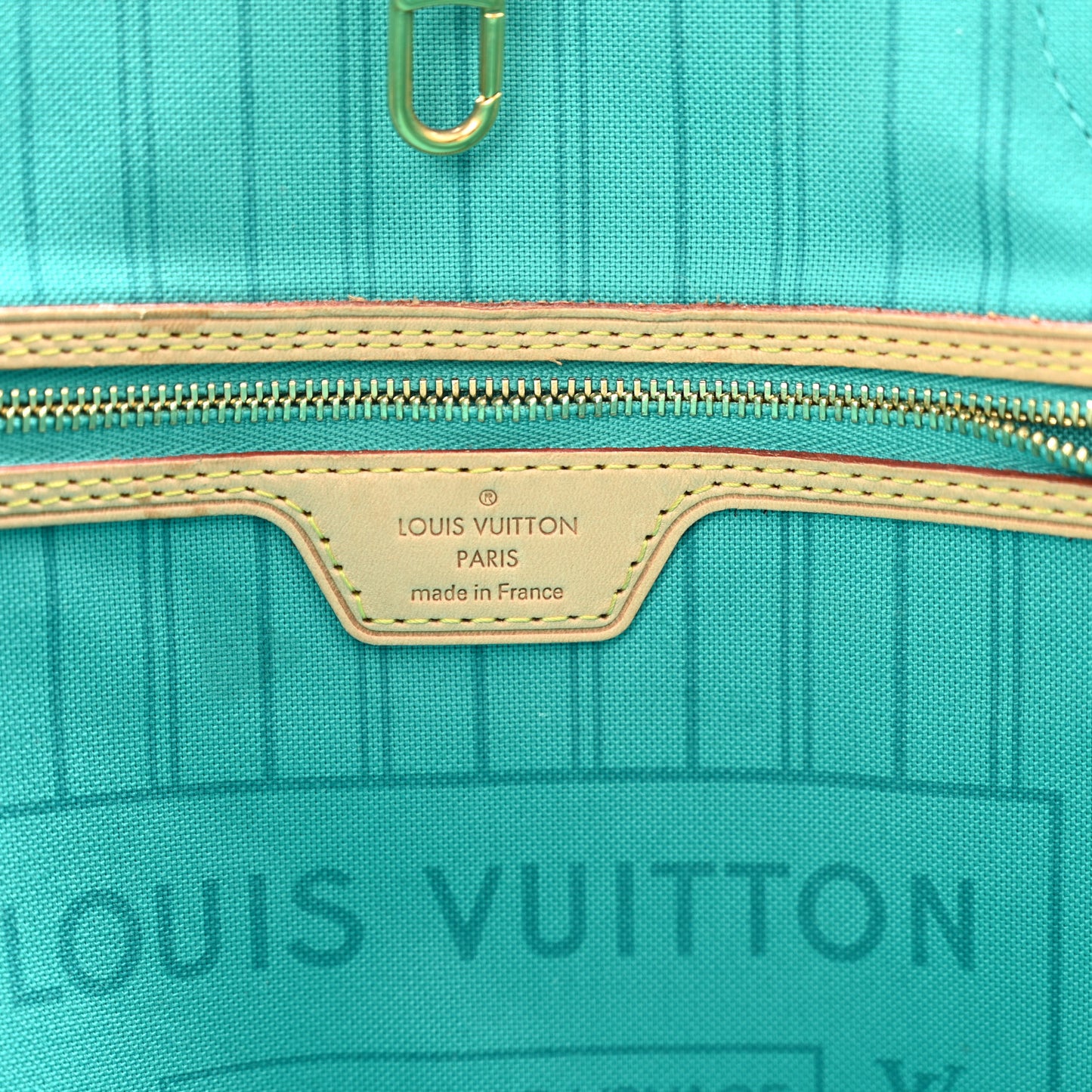 Monogram V Neverfull MM Turquoise