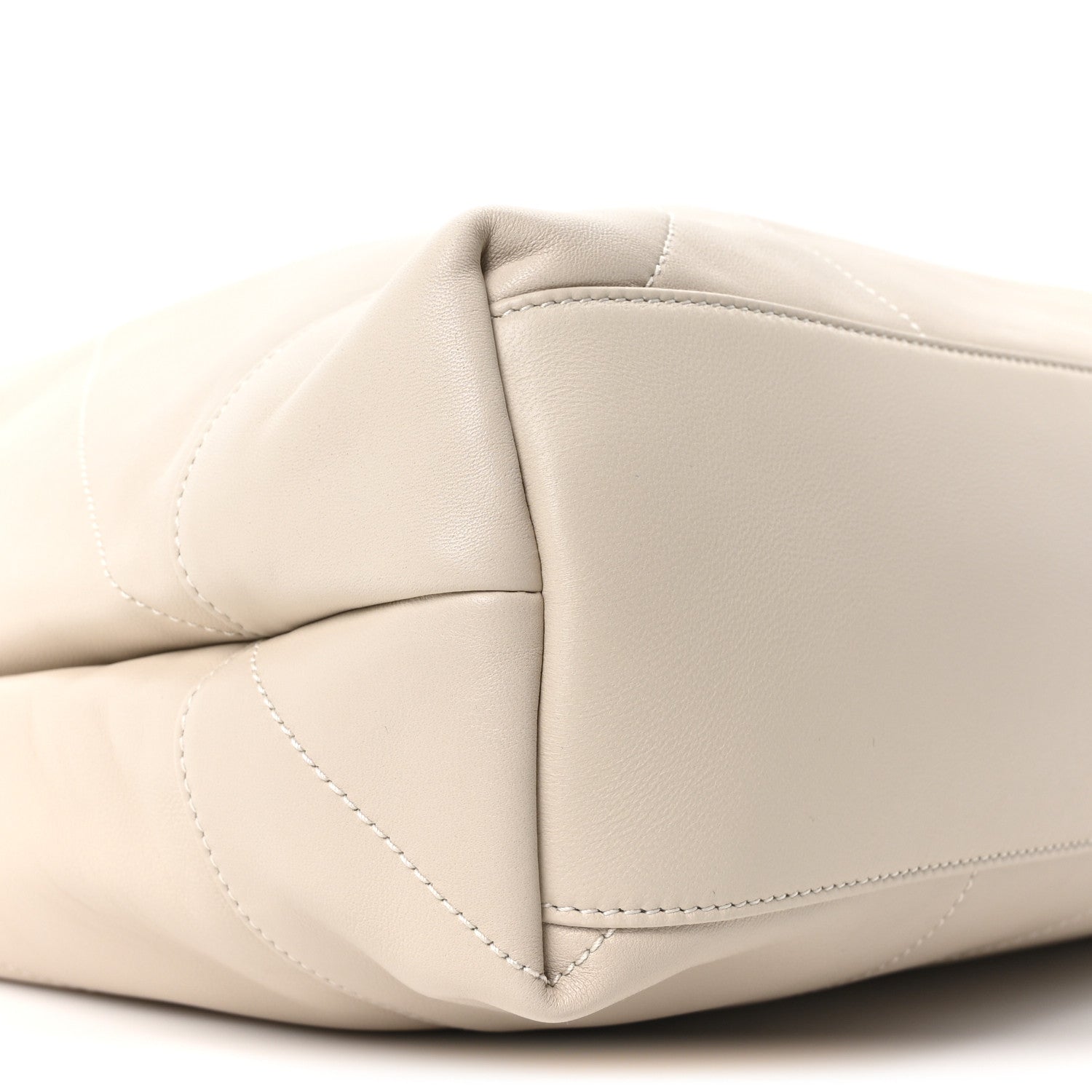 Saint Laurent Lambskin Matelasse Large Jamie Pochon Crema Soft