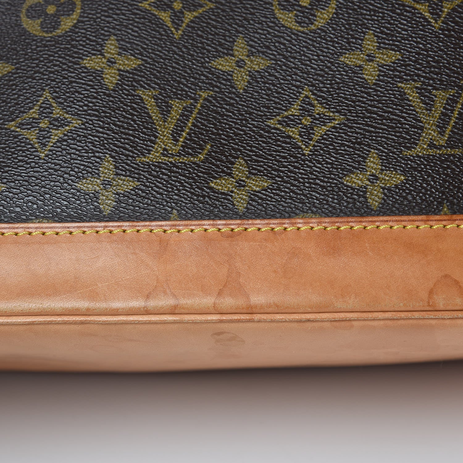 Louis Vuitton Monogram Alma PM 15 of 15