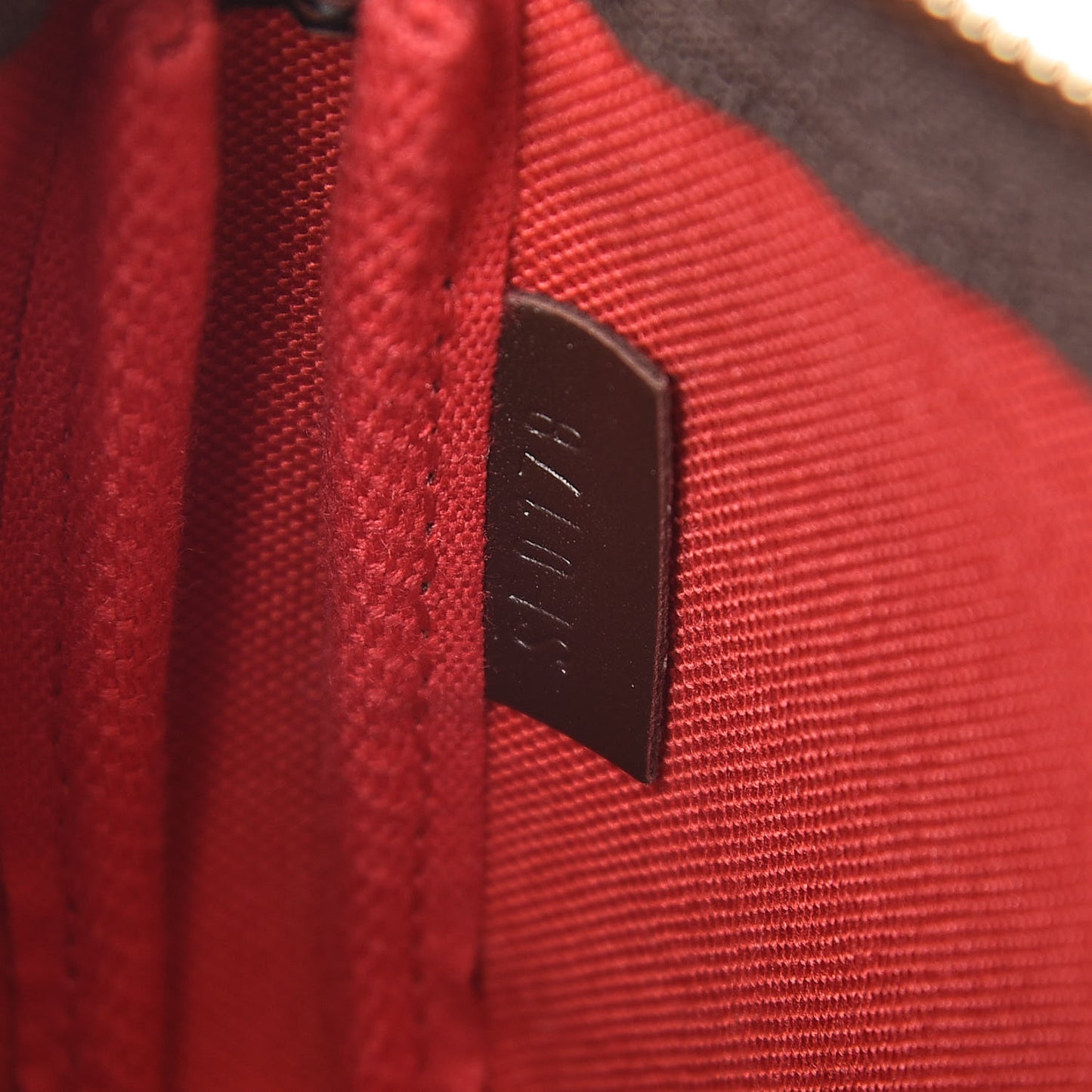 Damier Ebene Mini Pochette Accessories