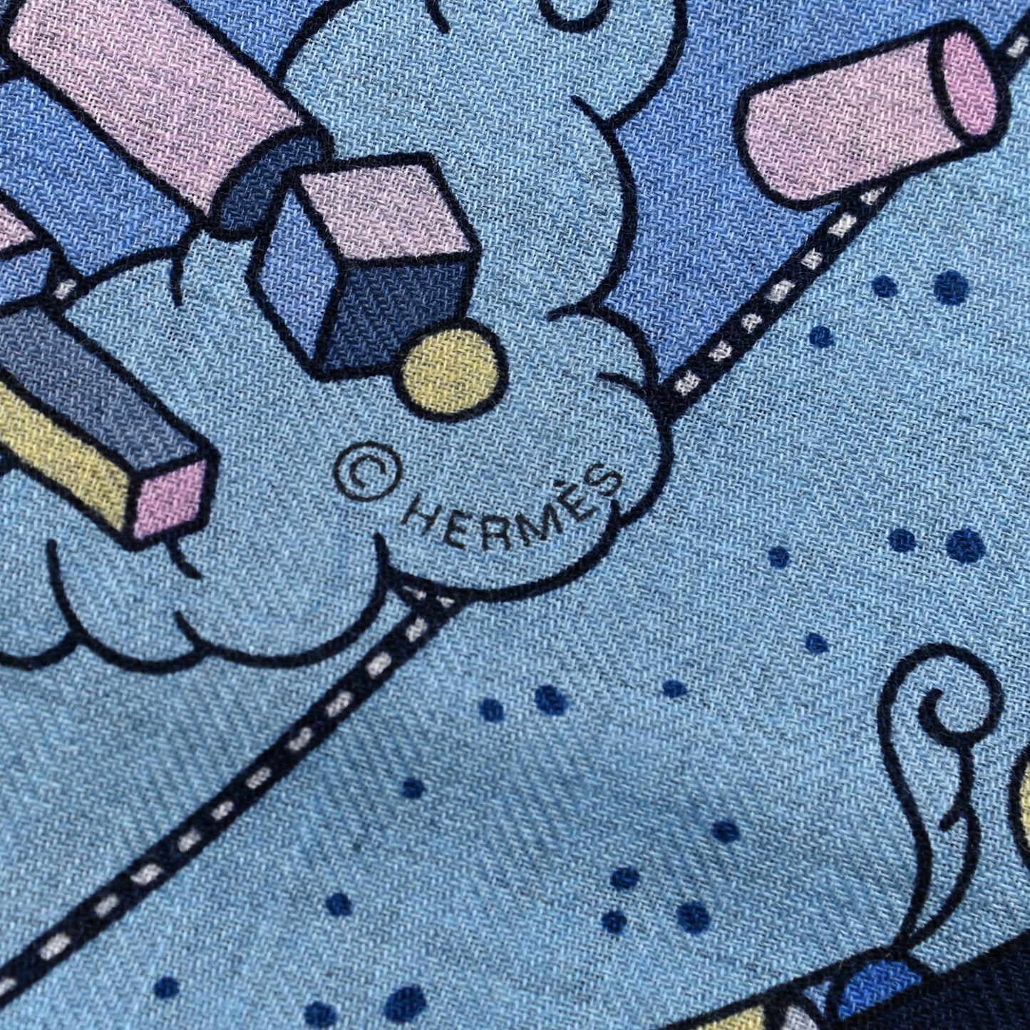 Cashmere Silk L'Epopee D'Hermes Shawl 140 Bleu Ciel Rose Pale Jaune