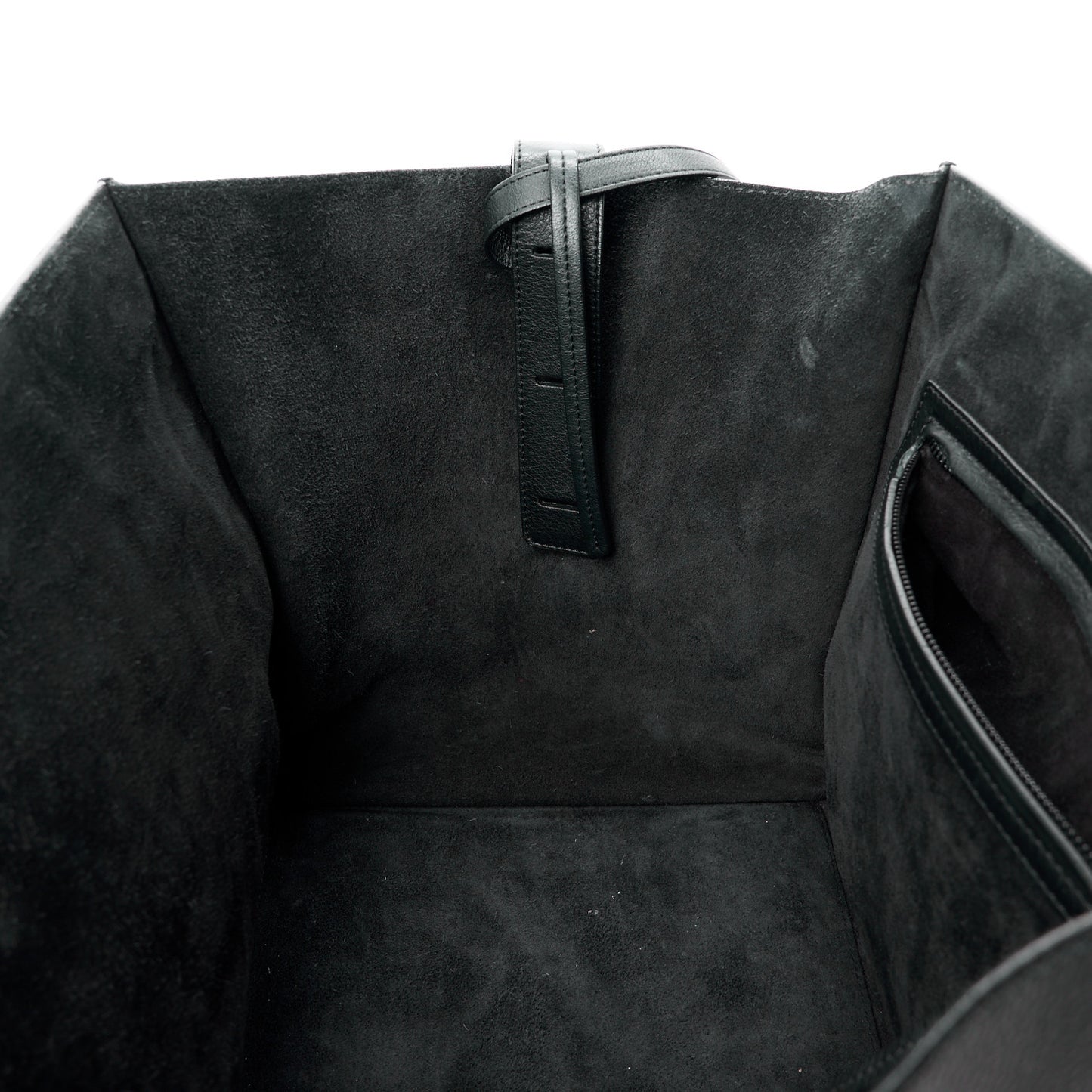 Smooth Calfskin Medium Phantom Luggage Black