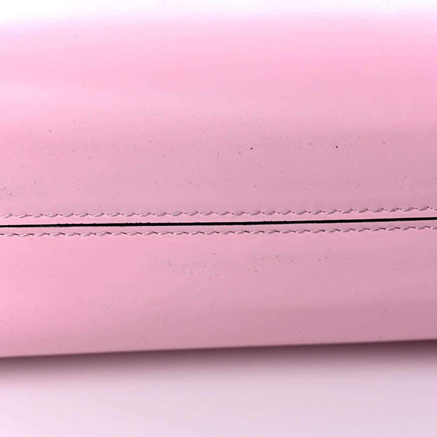 Calfskin Trifolio Shoulder Bag Cheerleader Pink