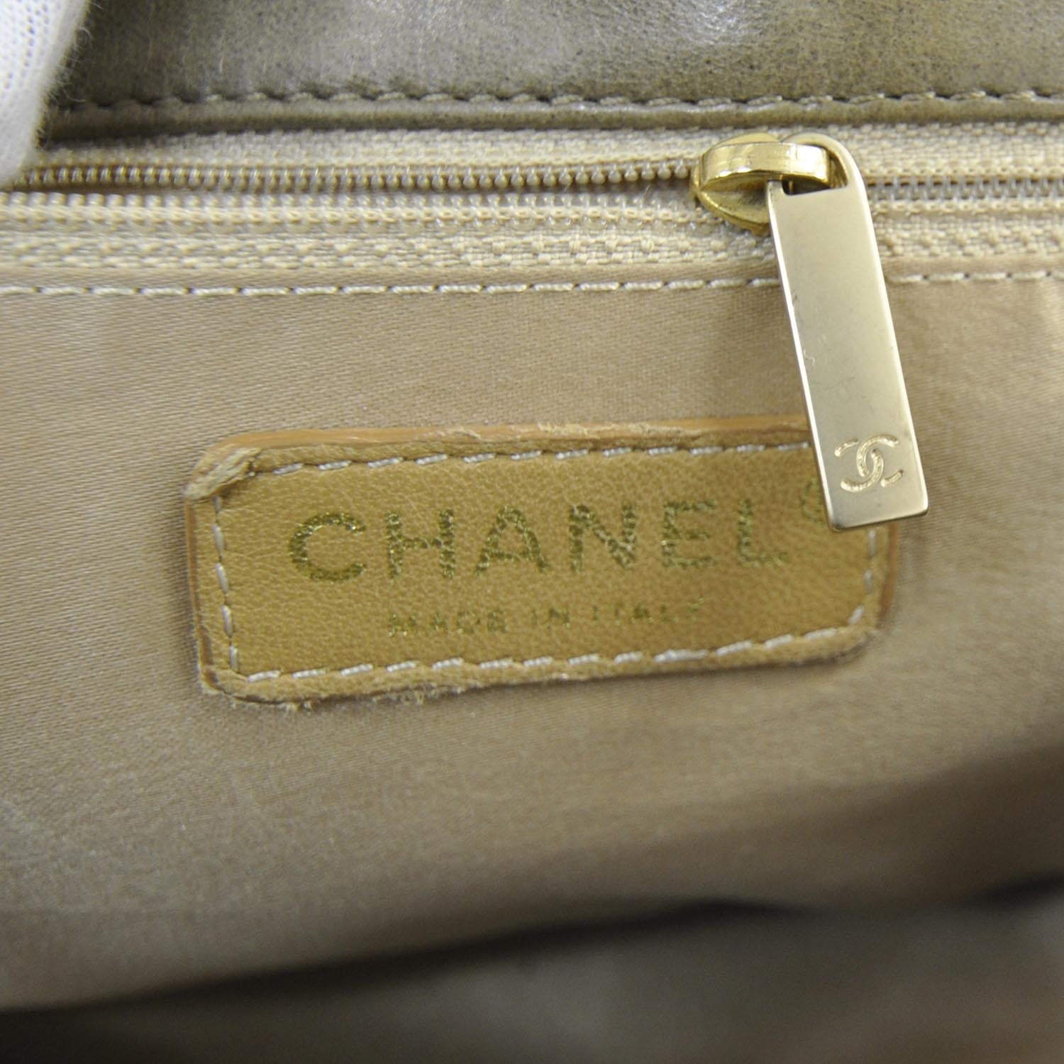 Chanel Leather Small Bubble Quilt Flap Bag 10 of 12