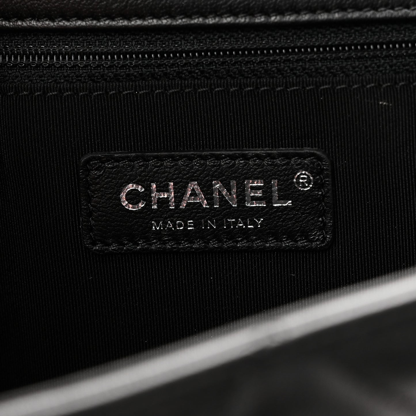Lambskin Quilted Jumbo Cuba Color Flap Black