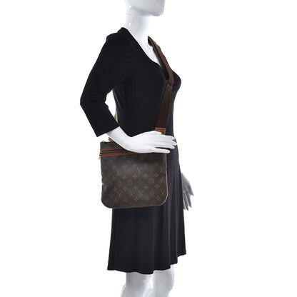 Louis Vuitton Monogram Bosphore Pochette 2 of 14