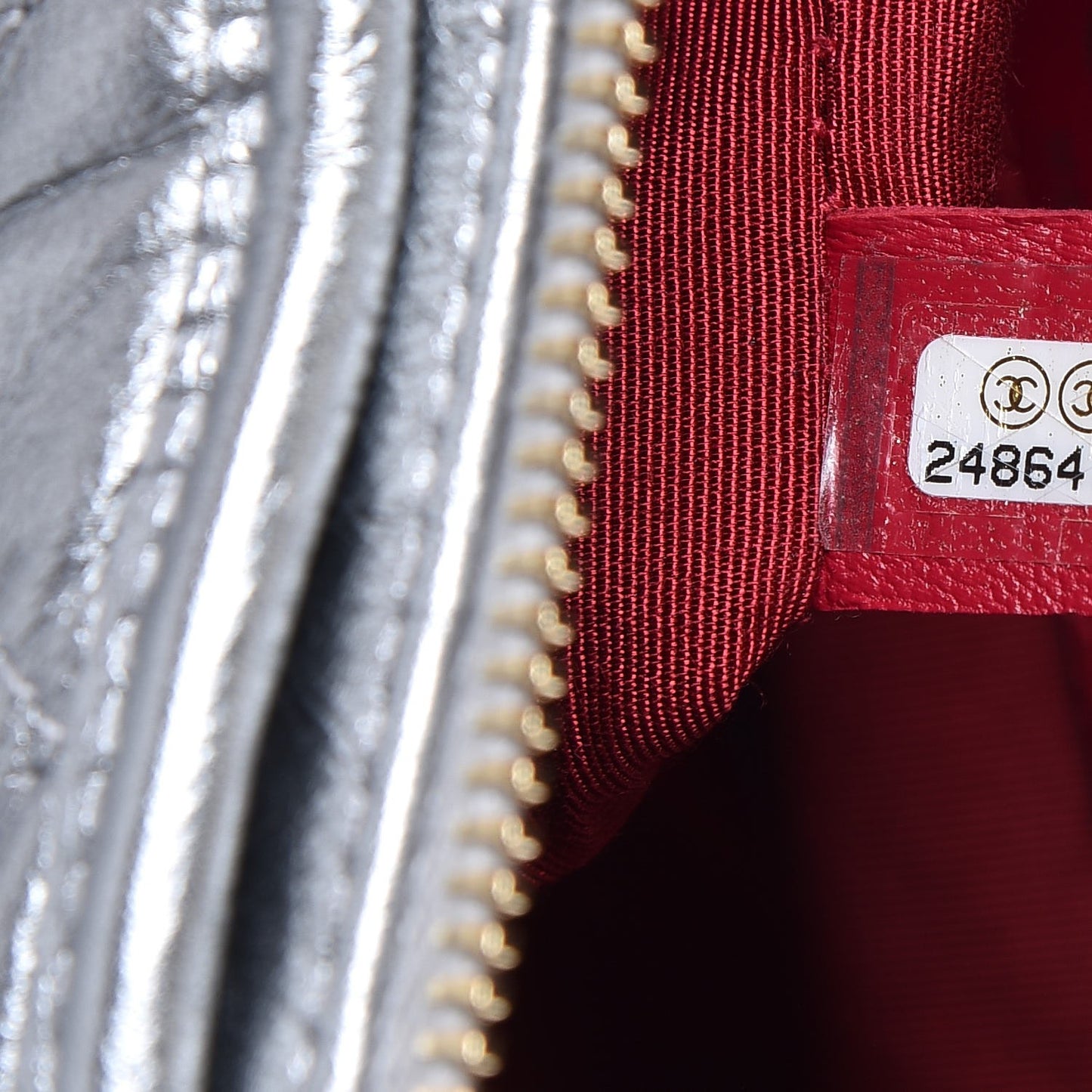 Metallic Aged Calfskin Quilted Medium Gabrielle Silver
