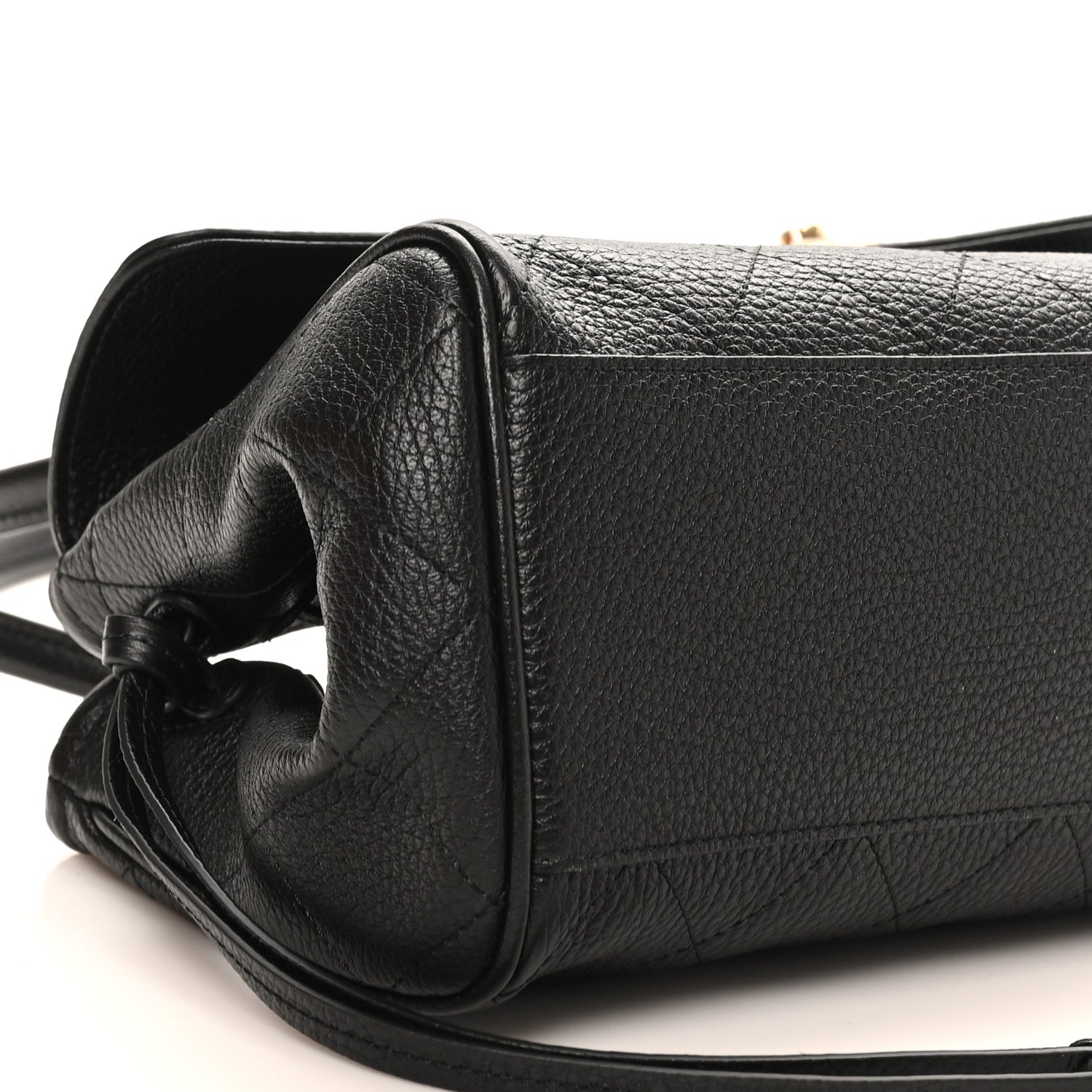Chanel Grained Calfskin Stitched Urban Essentials Small Shopping Bag Black 28 of 33