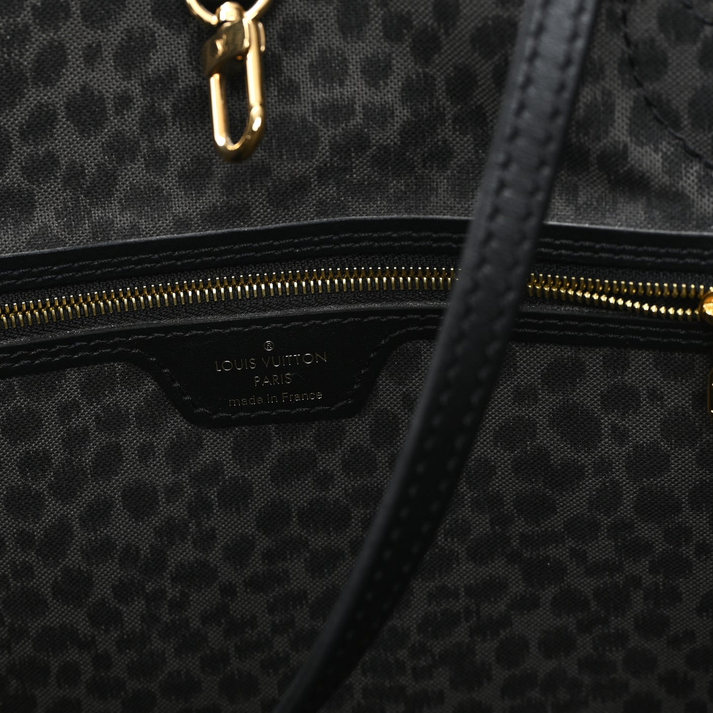 Monogram Giant Wild at Heart Neverfull MM Black