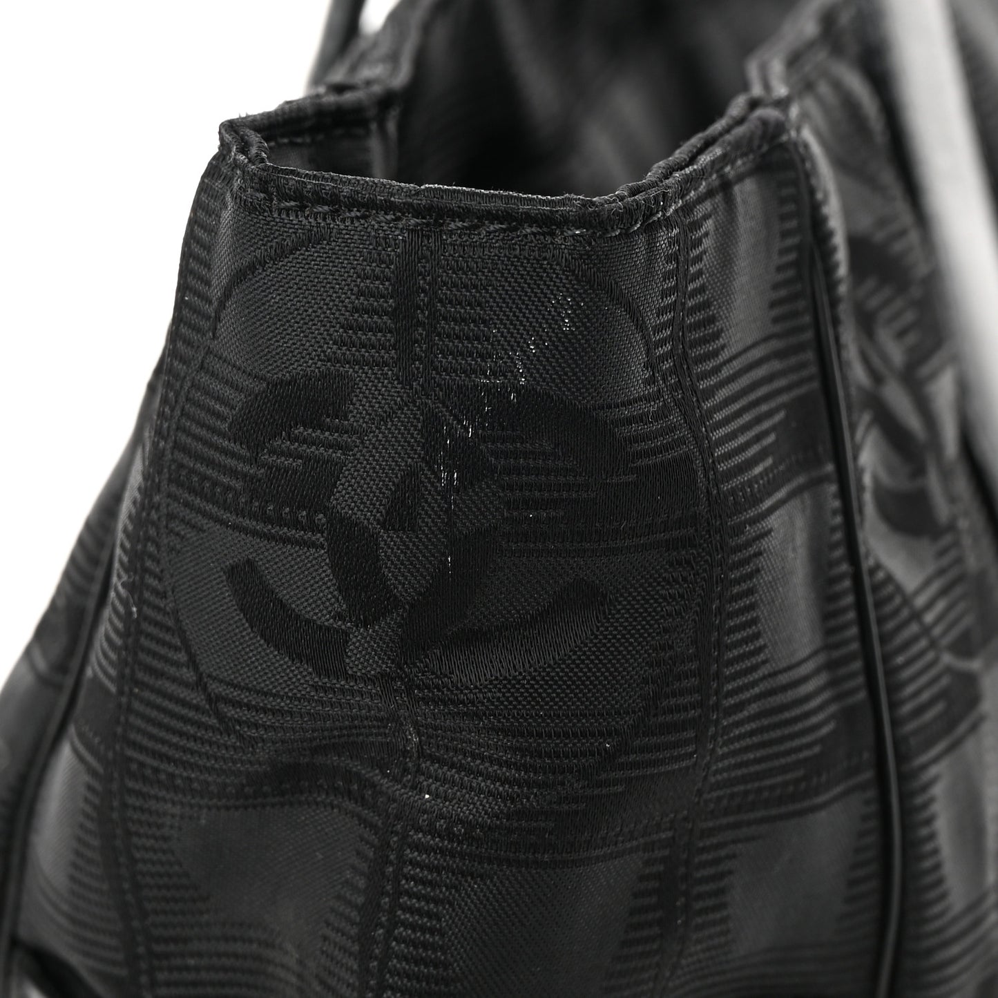 Nylon Medium Travel Tote Black