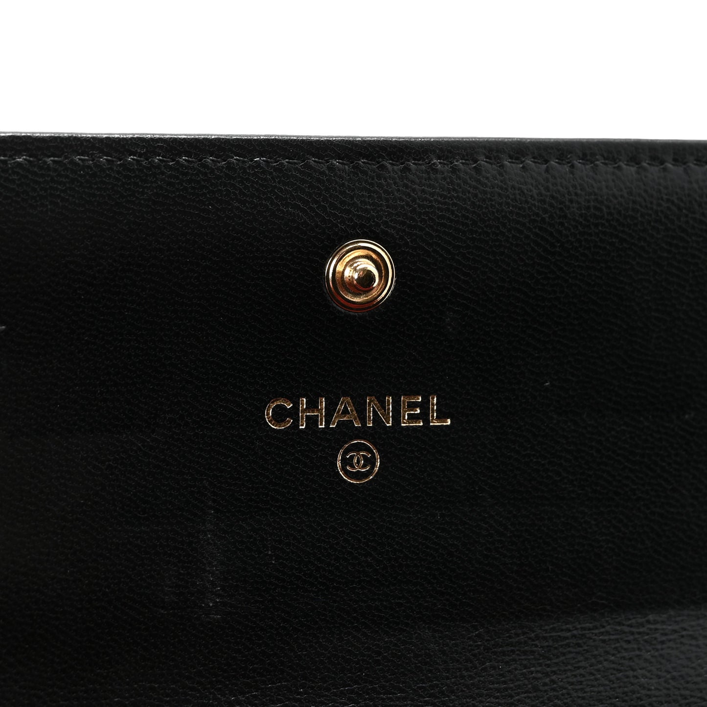 Lambskin Quilted Chanel 19 Flap Wallet Black