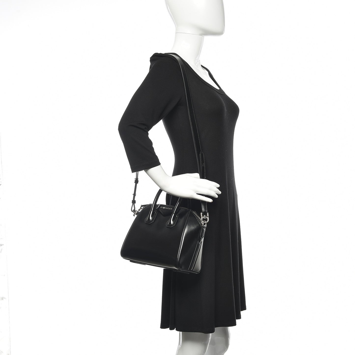 Shiny Lord Calfskin Mini Antigona Black
