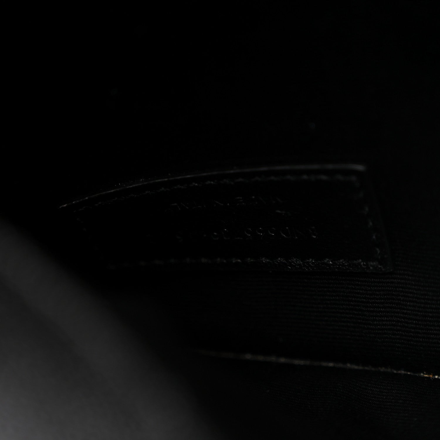 Saint Laurent Grain De Poudre Uptown Pouch Black 6 of 7