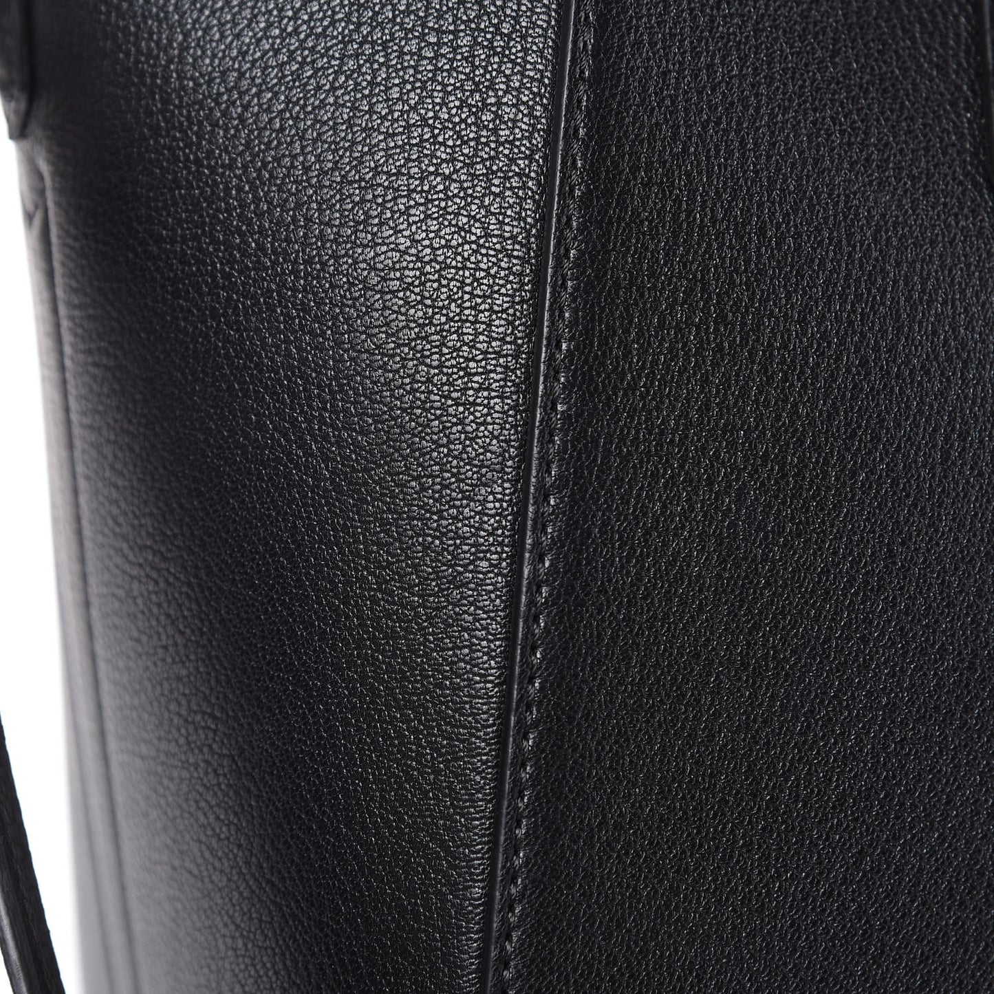 Sugar Goatskin Medium Antigona Black