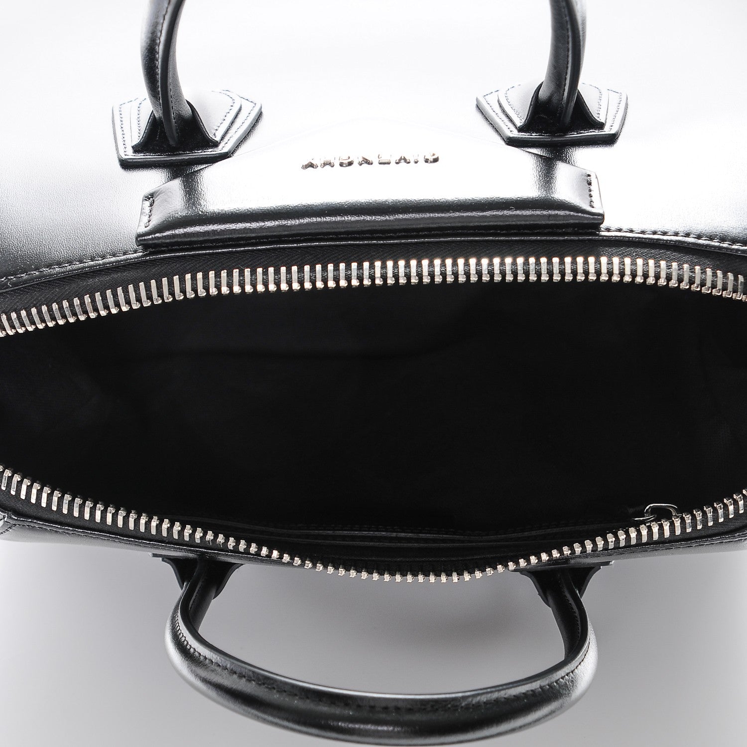 Givenchy Shiny Lord Calfskin Medium Antigona Black 5 of 6