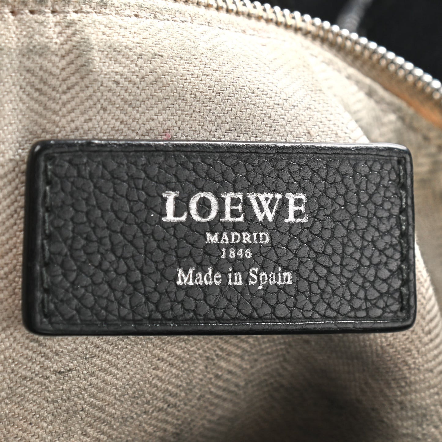 Calfskin Dunas Hobo Black